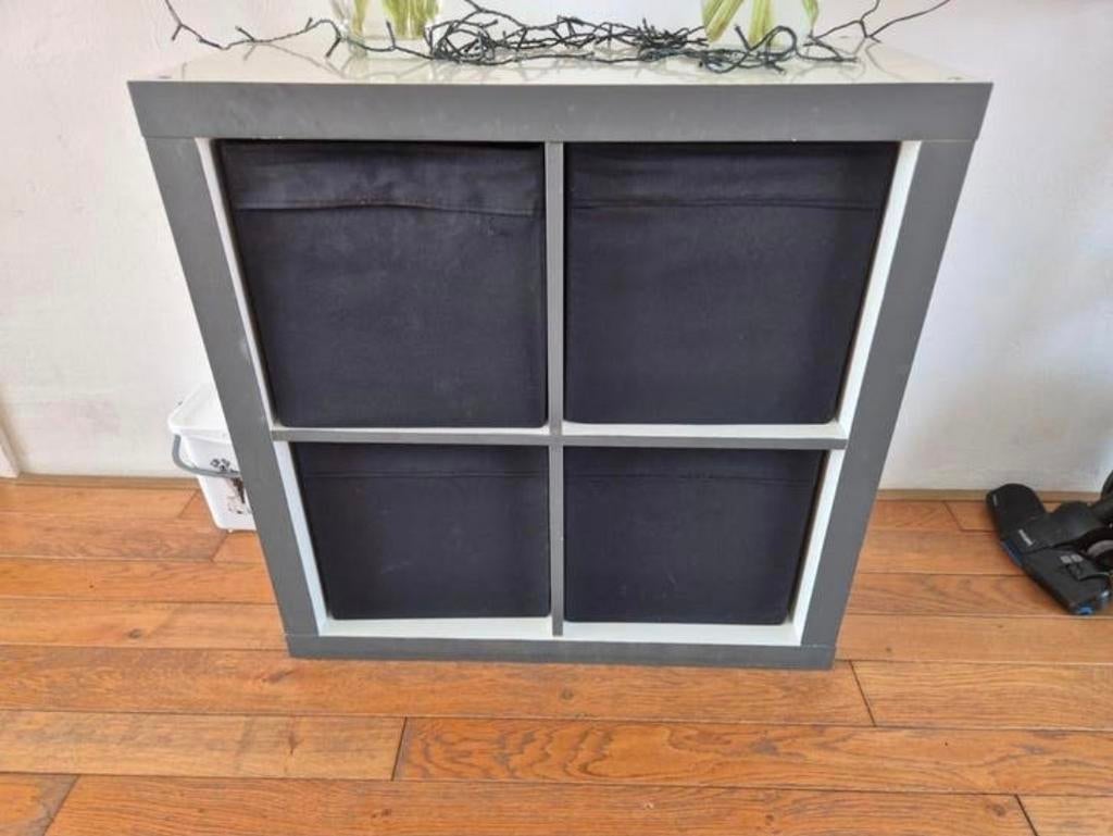 IKEA kast met 4 vakken en zwarte bakken, Ophalen, Gebruikt, 50 tot 100 cm, Minder dan 100 cm