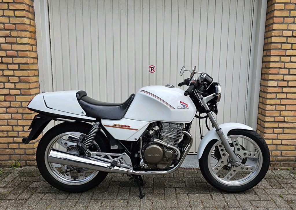 Honda XBR500 - A2 geschikt, Motoren, Gebruikt, Particulier, Minimaal motorrijbewijs A2, 1 cilinder