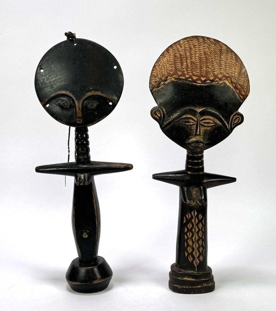 973. Ashanti Akuaba vruchtbaarheidsbeelden - Ghana, 20e eeuw, Houtsnijwerk, Ophalen of Verzenden, 20 - 50 cm, Hout