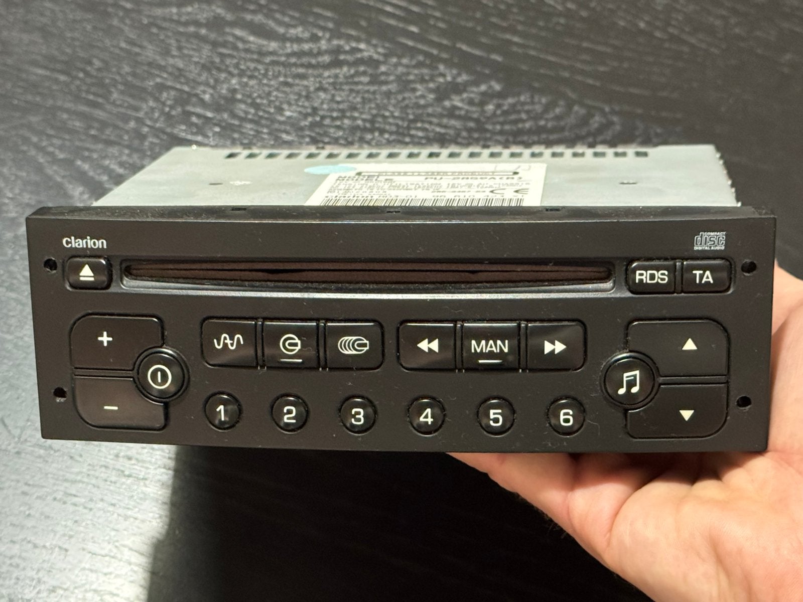 Clarion RD3-01 Autoradio Peugeot Citroën 96610423XT, Auto diversen, Ophalen of Verzenden, Gebruikt