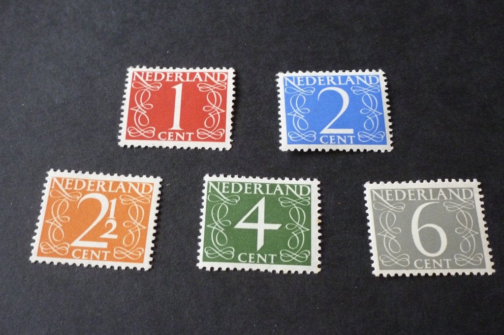 Postzegels - 5x cijferzegels 1,2,21/2,4 en 6 cent 1946, Ophalen of Verzenden, Na 1940, Postfris