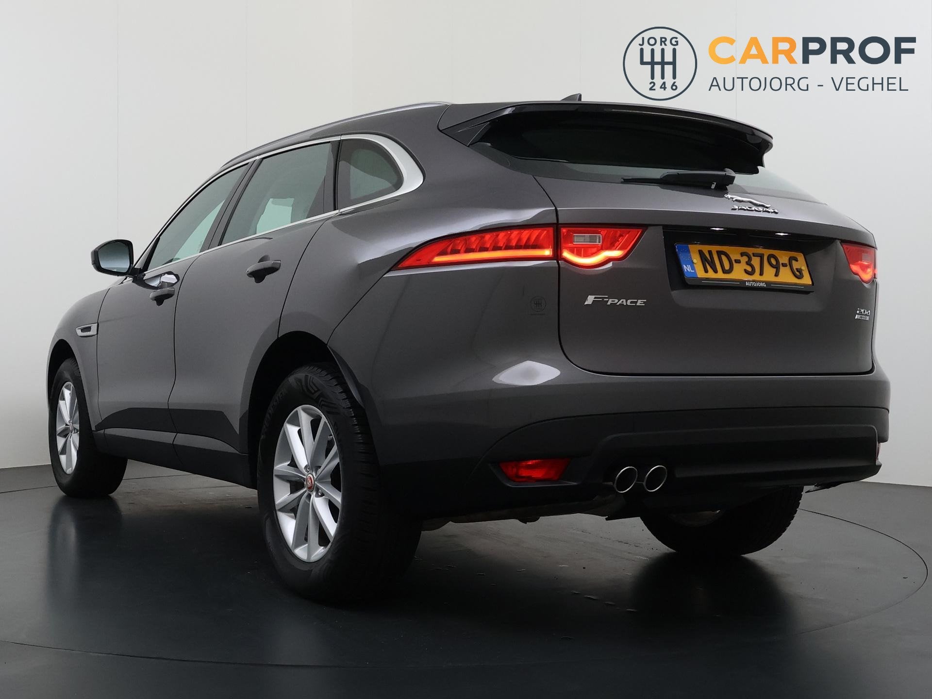 Jaguar F-PACE 2.0 Pure AWD 20d Navigatie | Camera | Trekhaak, Automaat, Stof, Gebruikt, Euro 6