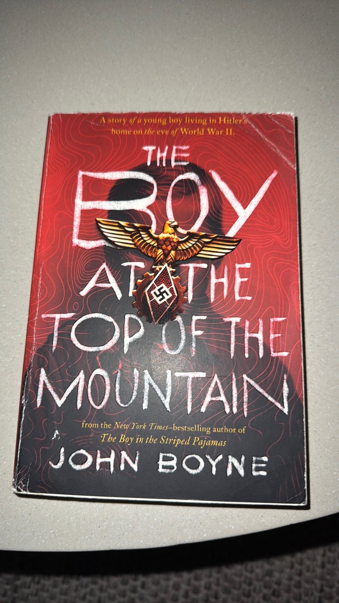 The boy at the top of the mountain- john boyne, Ophalen of Verzenden, Zo goed als nieuw