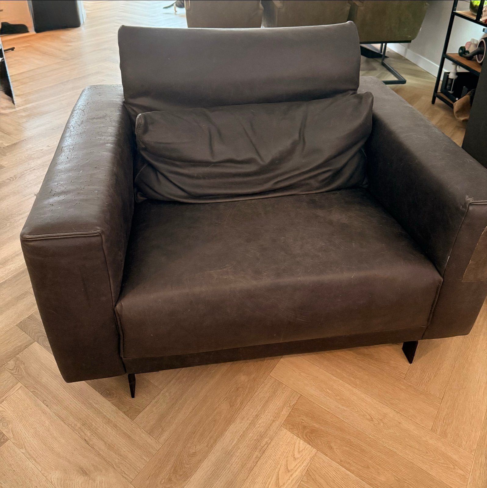 Montel zwarte leren fauteuil, 1,5 sit (love seat)- Gebruikt, Huis en Inrichting, Fauteuils, Ophalen, Gebruikt, 100 tot 125 cm