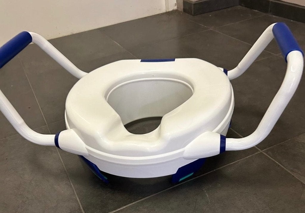 Toiletverhoger Herdegen Clipper IV met handgrepen, Ophalen, Zo goed als nieuw