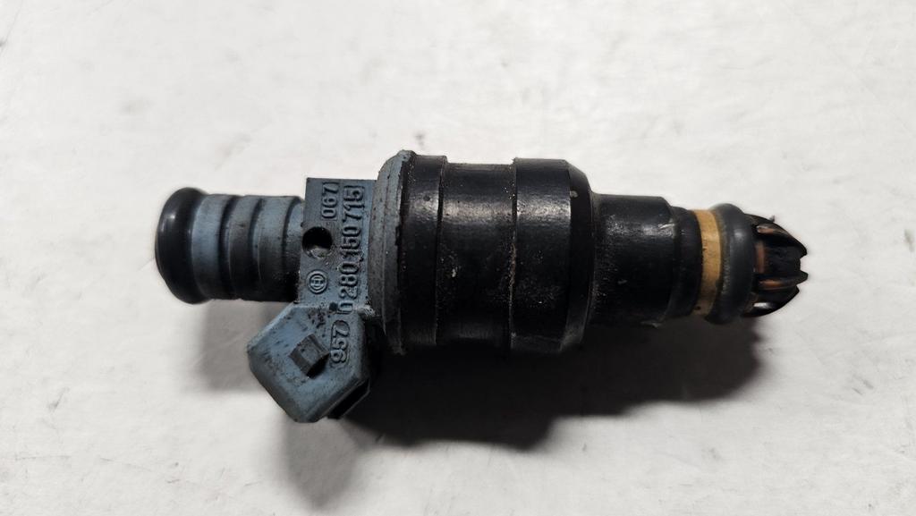 Injector Bosch blauw BMW 3 / 5 serie E30 E28  280150715 1364, Overige merken, Gebruikt, -, -