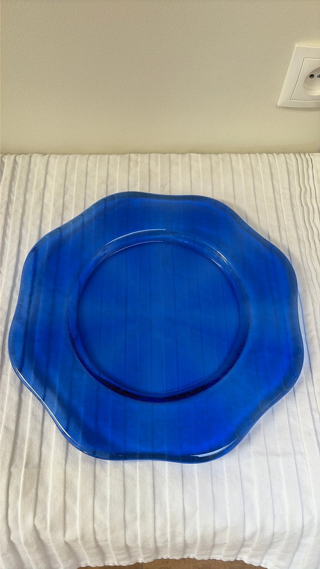 Villeroy en Boch Fiorina Blue glazen bord schotel, Ophalen of Verzenden, Bord(en), Overige stijlen, Glas