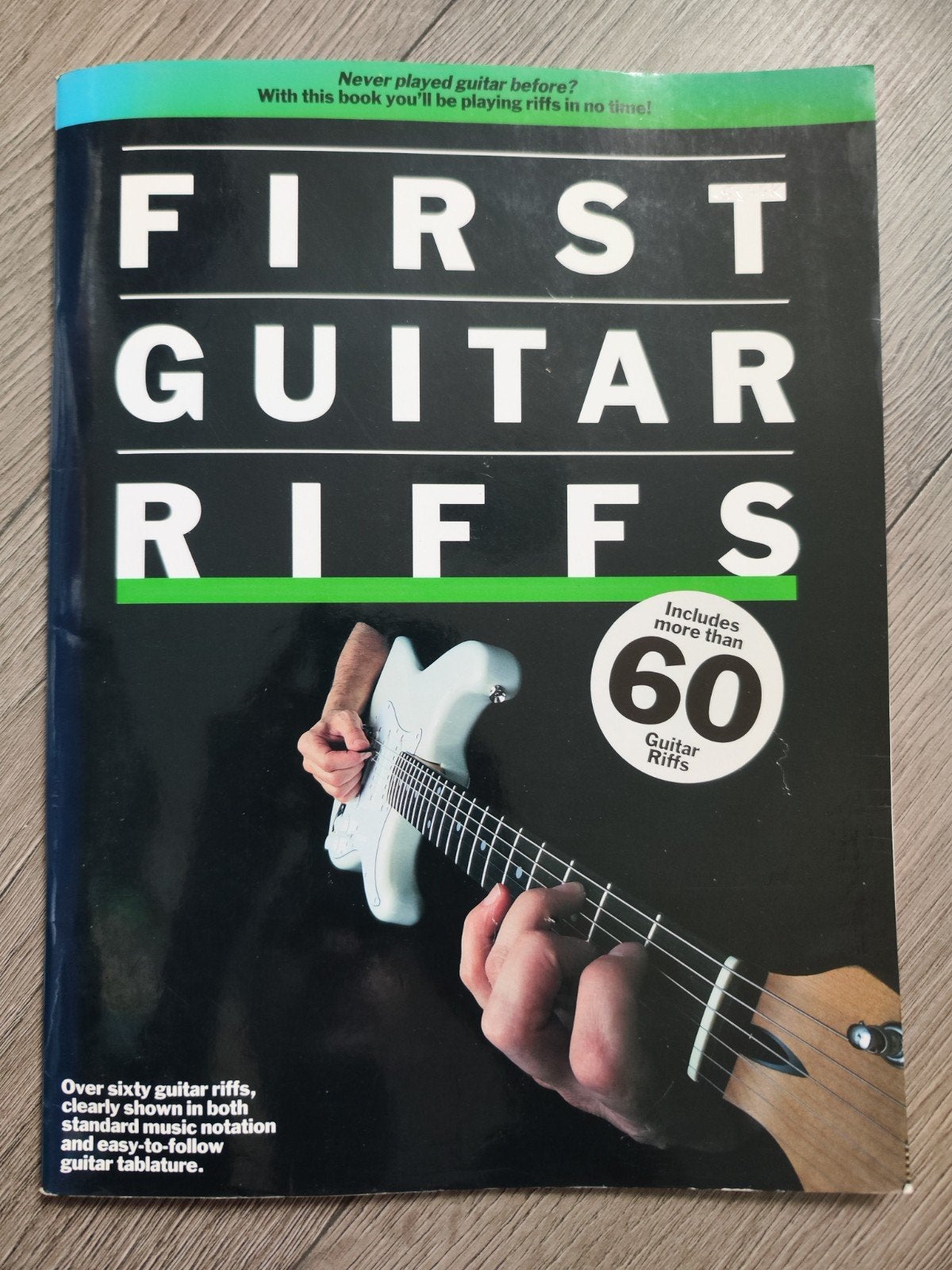 First Guitar Riffs – Arthur Dick, Boeken, Ophalen of Verzenden, Gelezen