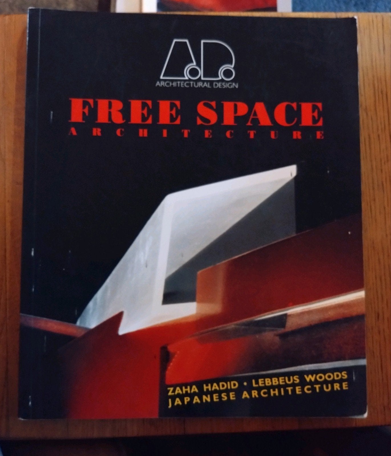 Free Space Architecture - Architectuur boek, Ophalen, Zo goed als nieuw, Architectuur algemeen, Andreas Papadakis, Kenneth Powell, Zaha Hadid, Lebbeus Woods