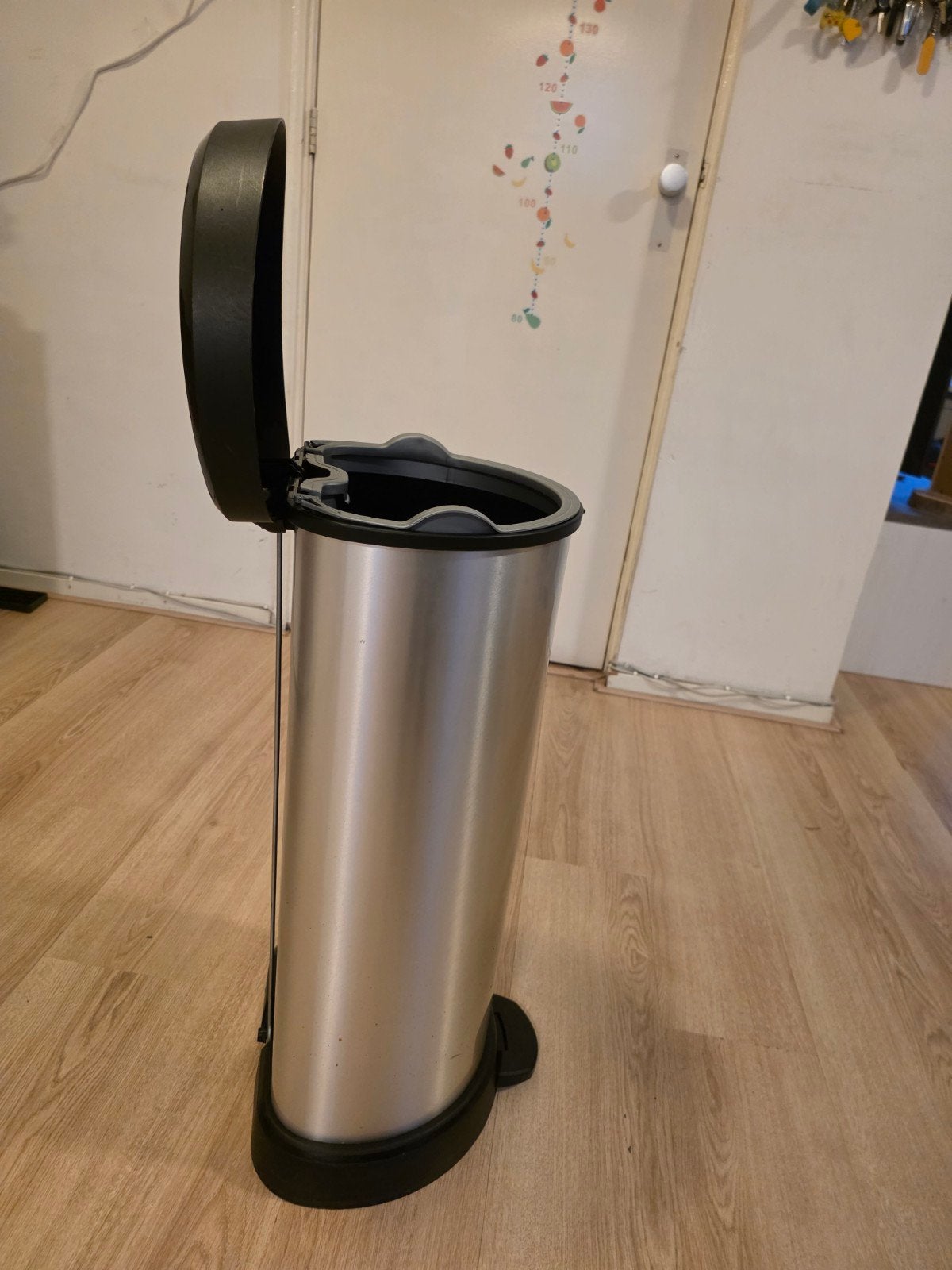 40 Liter Pedaalemmer Prullenbak, Ophalen