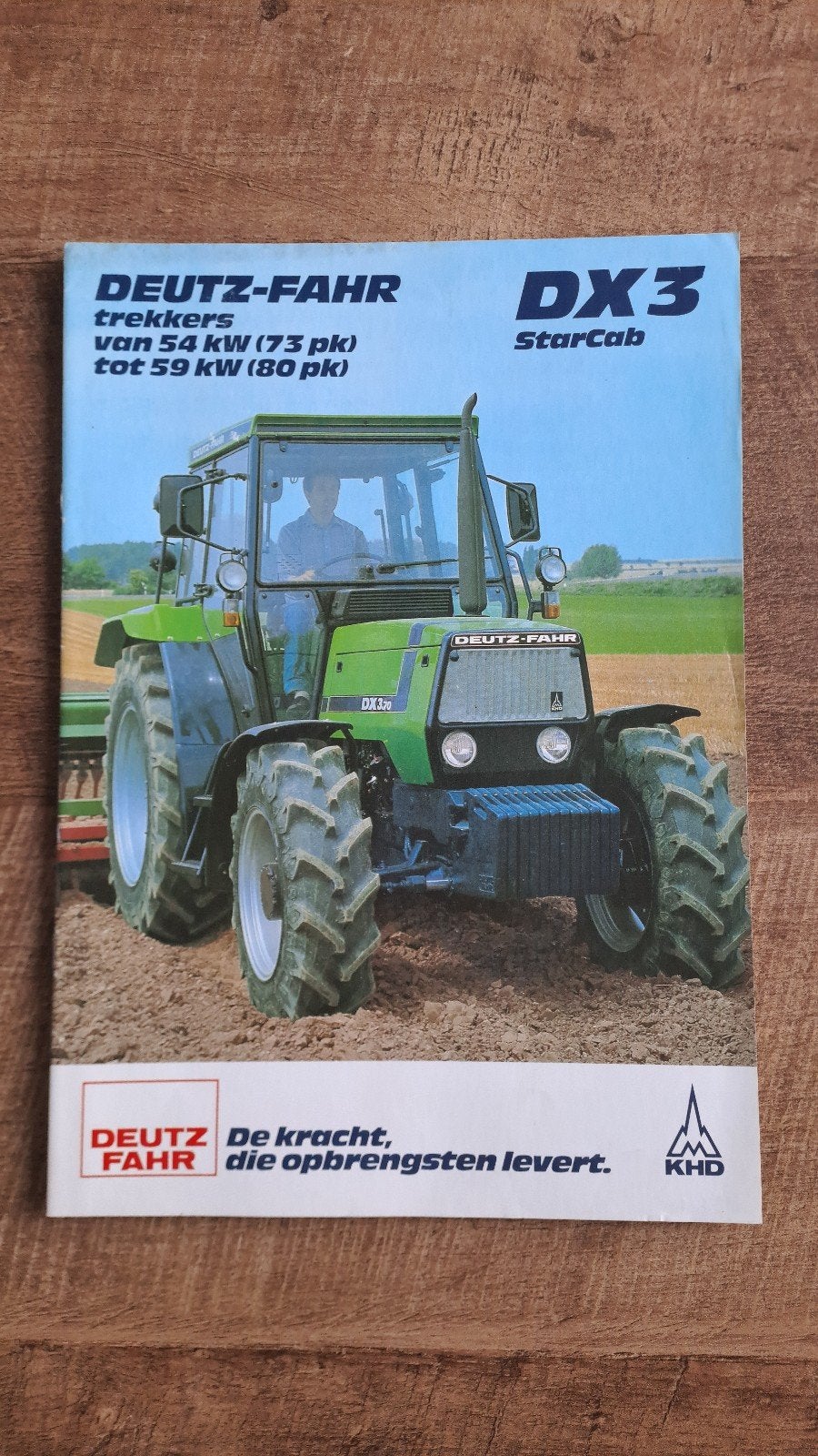 folder DEUTZ FAHR  DX 3 starcab tractor, trekker, Boeken, Catalogussen en Folders, Ophalen of Verzenden, Zo goed als nieuw, Folder