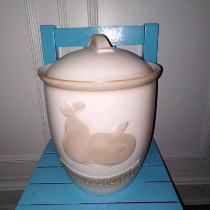 Rumtopf in de kleur beige met appel/peer afbeelding, Gebruikt, Voorraadpot, Steen/keramiek, Ophalen