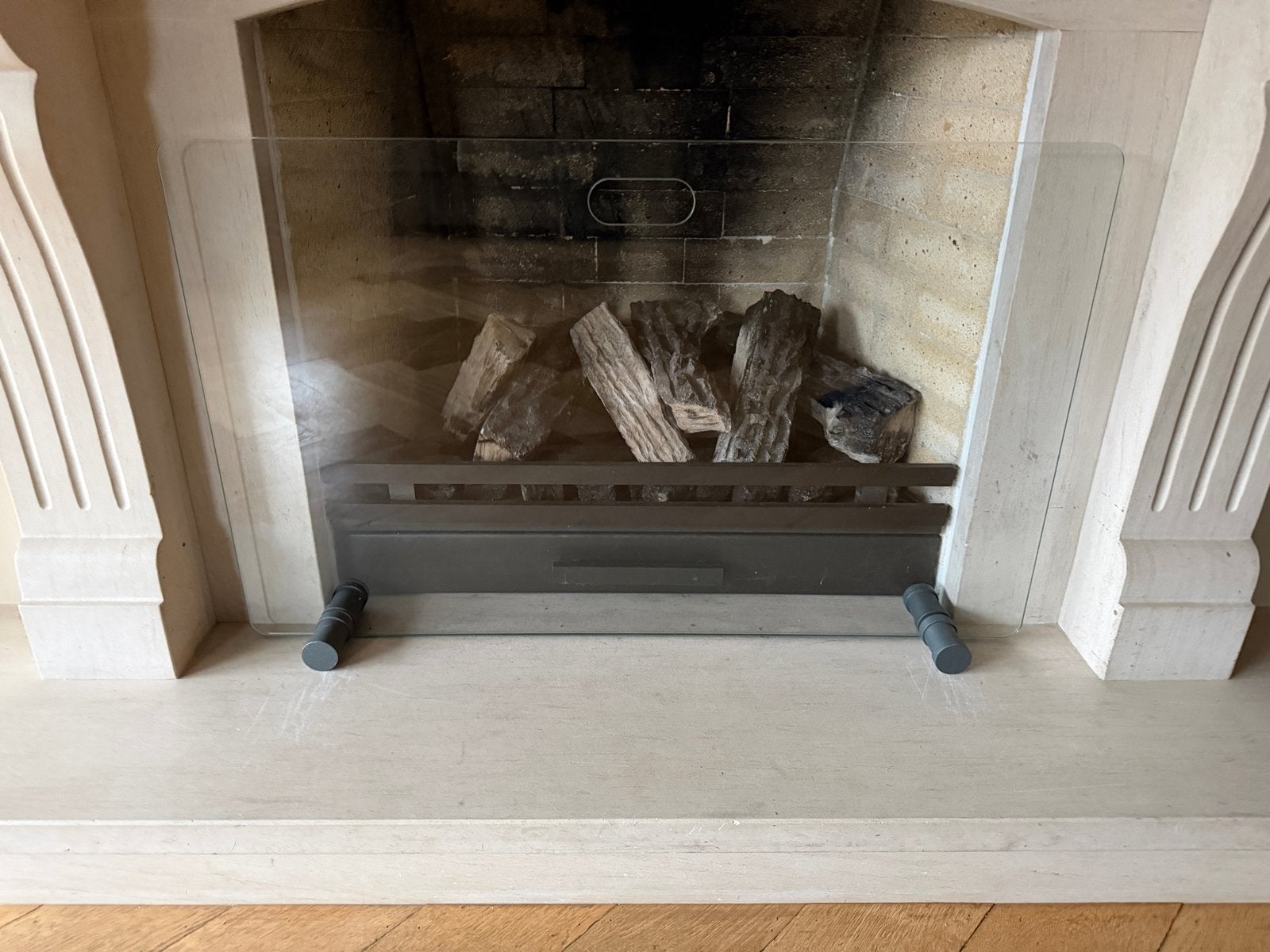 Luxe glazen haardscherm/vonkenscherm 90x55cm antraciet voet, Ophalen, Gebruikt, Vrijstaande haard, Overige soorten