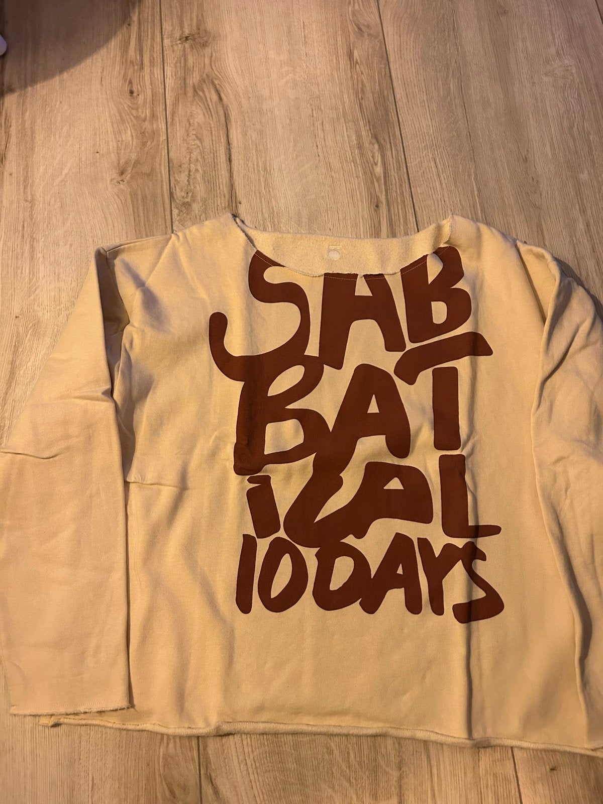 10 Days sweater off-white met bruine letters, maat XL, Kleding | Dames, Ophalen of Verzenden, Maat 46/48 (XL) of groter, Wit