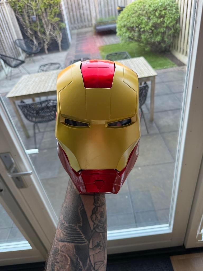 Iron Man Helm met Stemfunctie en LED Ogen, Ophalen of Verzenden, Zo goed als nieuw