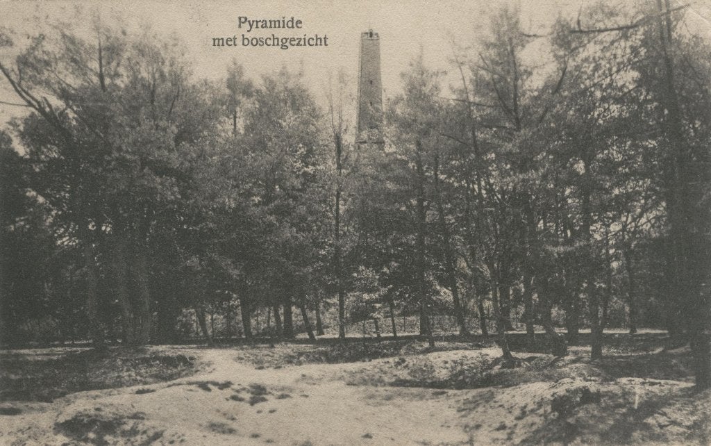 Austerlitz  Pyramide met boschgezicht   no 3, Verzamelen, Verzenden, 1940 tot 1960, Ongelopen, Utrecht