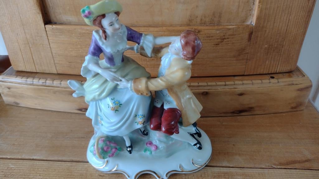 Vintage Porseleinen Beeldje Dansend Paar GDR, Antiek en Kunst, Antiek | Porselein, Ophalen of Verzenden