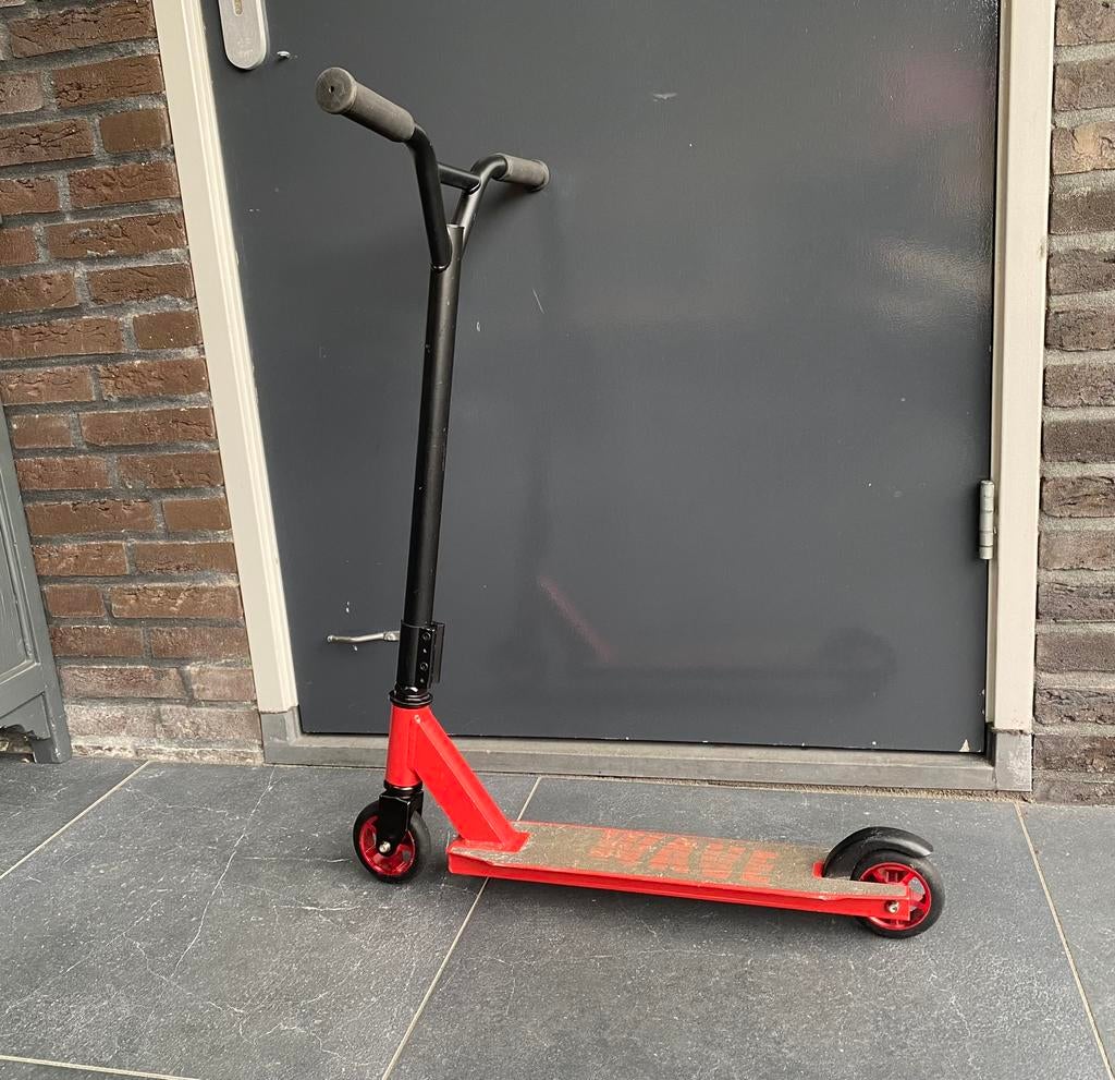 Stunt step rood, Fietsen en Brommers, Steps, Ophalen, Zo goed als nieuw, Gewone step
