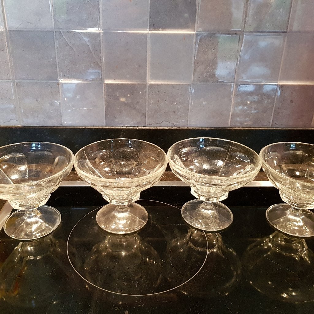 IJs/dessert coupes, Glas of Glazen, Ophalen of Verzenden, Overige stijlen, Glas