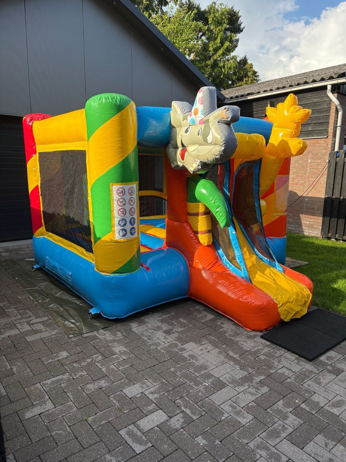 springkussen te huur, Ophalen, Zo goed als nieuw, Overige