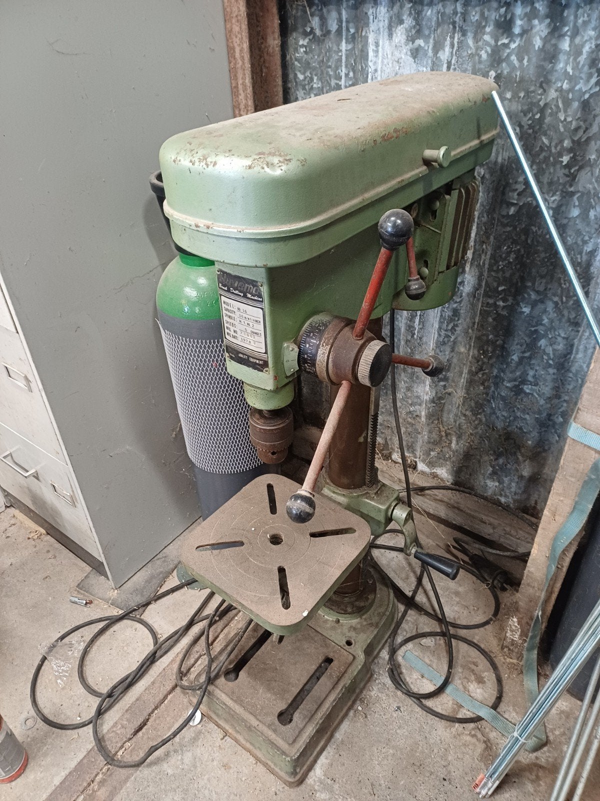 Huvema kolomboormachine HU-16, Doe-het-zelf en Verbouw, Gereedschap | Boormachines, Ophalen of Verzenden, Gebruikt, Kolomboormachine