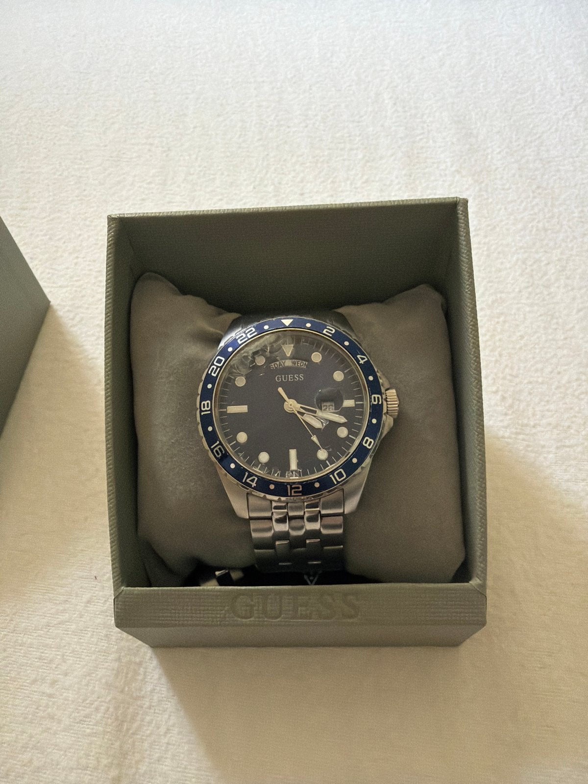 Kapotte Guess Herenhorloge - Voor Handige Harry, Sieraden, Tassen en Uiterlijk, Horloges | Heren, Overige merken, Staal, Polshorloge