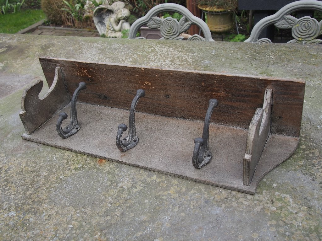 Vintage houten kapstok / hangrekje met 3 haken, Wandkapstok, Gebruikt, Ophalen of Verzenden, Minder dan 100 cm