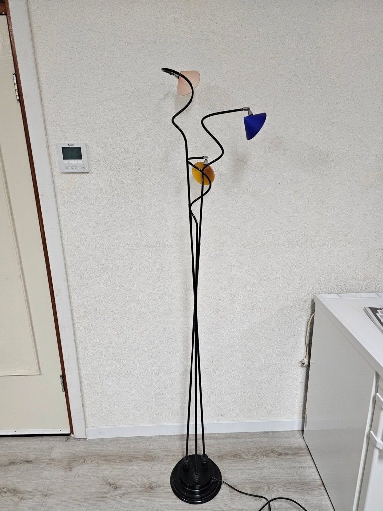 Pola design vloerlamp  voor €130,-, Ophalen, Zo goed als nieuw, Nvt, 150 tot 200 cm