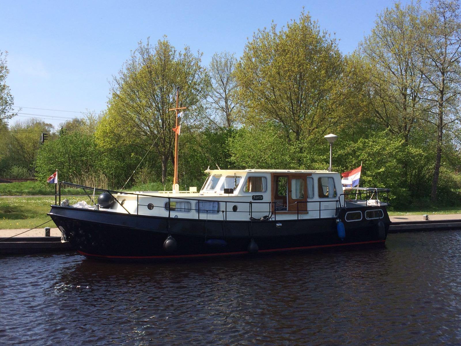 Te koop aangeboden   Tukkervlet 11.40 x 3.40 m, AK, Watersport en Boten, Overige merken, Gebruikt, Diesel, 105 pk