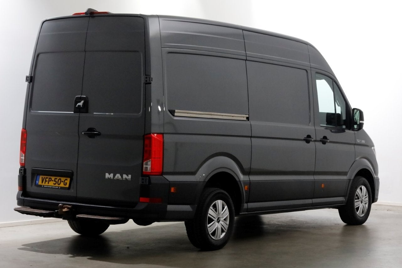 MAN TGE 3.180 2.0 177pk RWD L3H3 (L2H2) Navi/Camera/Trekhaak, 13 km/l, Achterwielaandrijving, Gebruikt, Euro 6