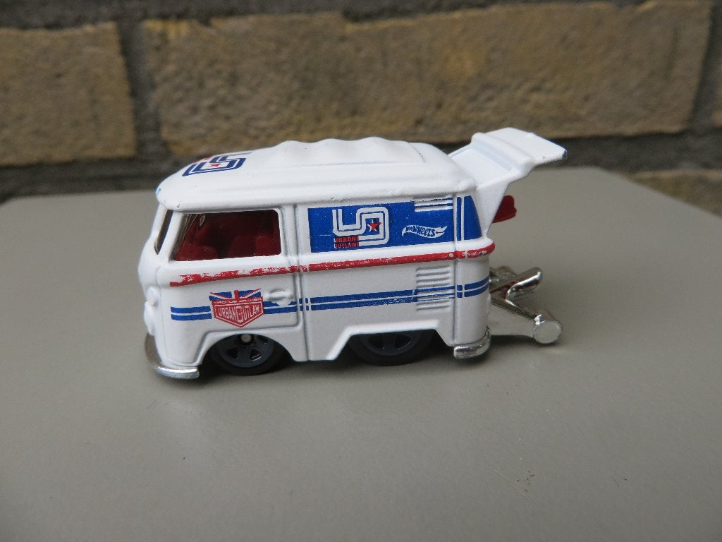 Hotwheels Volkswagen T1 Kool Kombi URBAN OUTLAW, Ophalen of Verzenden, Gebruikt, Auto