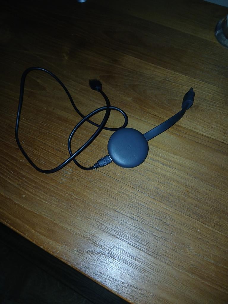 Google Chromecast 2e generatie - Zo goed als nieuw, Ophalen of Verzenden, Zo goed als nieuw, HDMI, Zonder harde schijf
