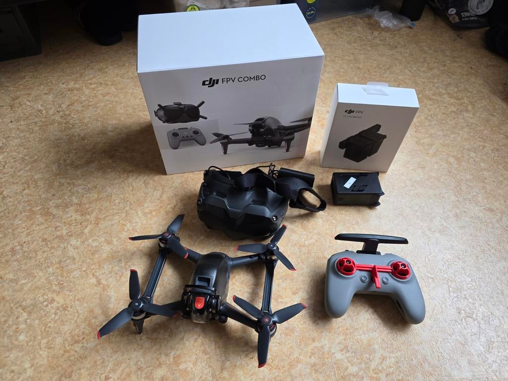 DJI FPV Fly More Combo – Zo goed als nieuw + veel extra’s!, Ophalen of Verzenden, Zo goed als nieuw