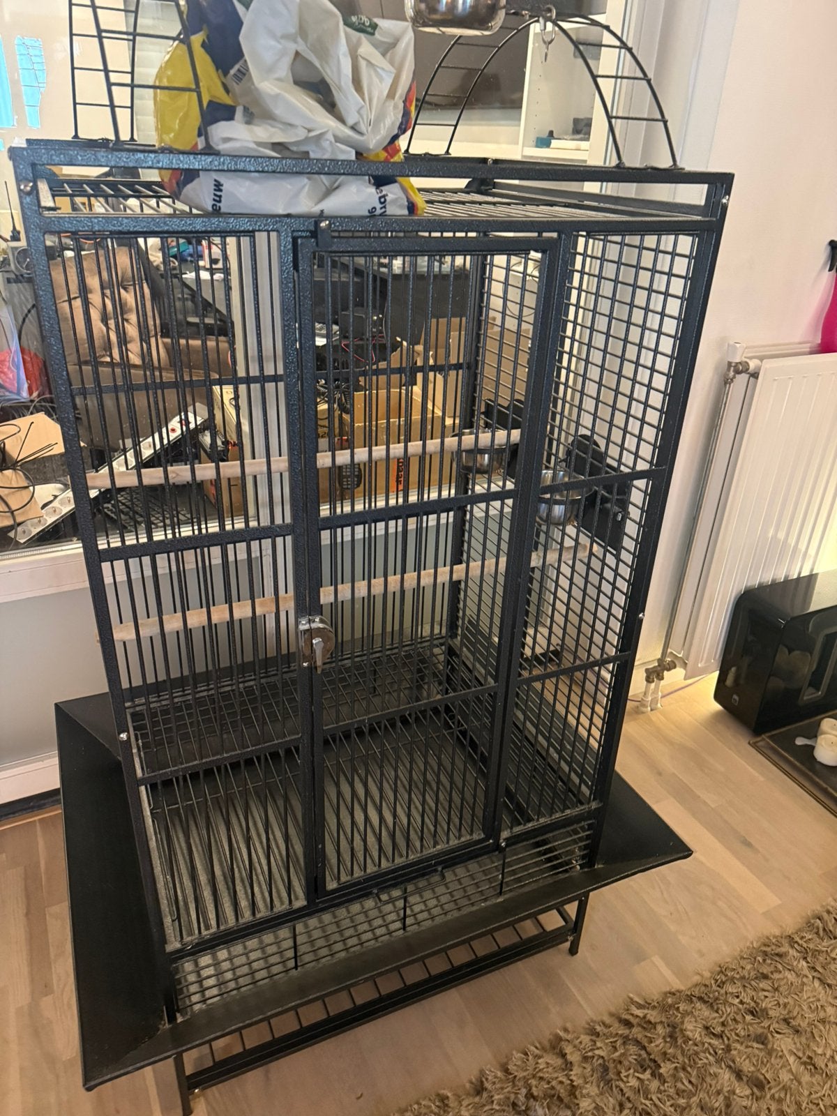 Papegaaienkooi villa Sofia 76x61x168cm, Ophalen, Zo goed als nieuw, Metaal, Vogelkooi