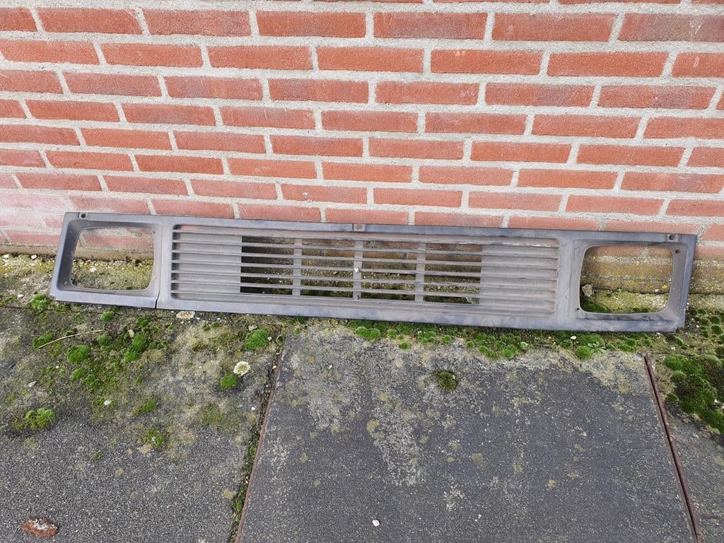 Mercedes 207 / 410 Grille, Auto-onderdelen, Ophalen of Verzenden, Gebruikt