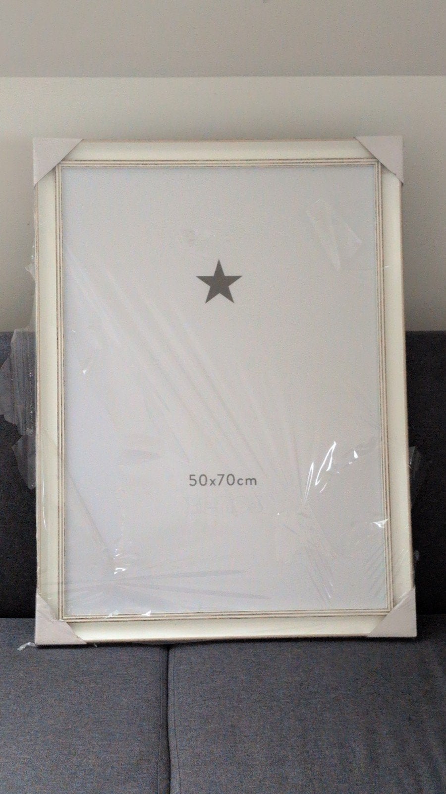 Nieuwe fotolijst 50x70cm, wit met vintage look, Ophalen, Nieuw, Fotolijst, Met glas