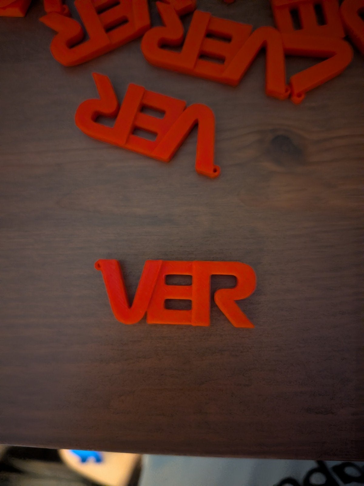 Max Verstappen Sleutelhanger - VER Logo, Verzamelen, Ophalen, Nieuw, Sport