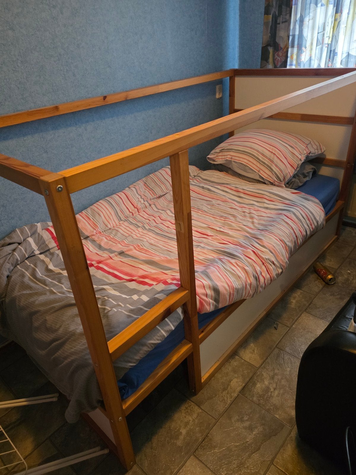Ikea Kura omkeerbaar kinderbed 90x200, Kinderen en Baby's, Kinderkamer | Bedden, Ophalen, 85 tot 100 cm, Gebruikt, Matras