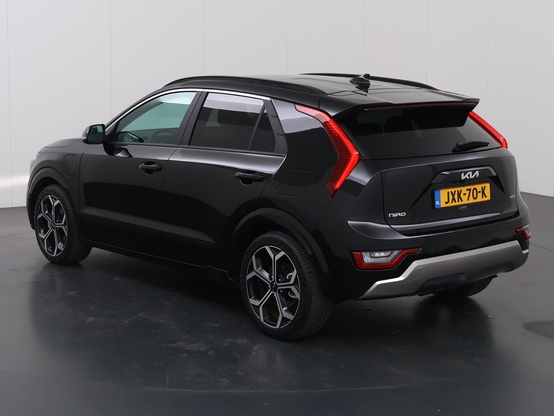 Foto 22 van Kia Niro 1.6 GDi PHEV DynamicPlusLine Edition | 18” lichtm