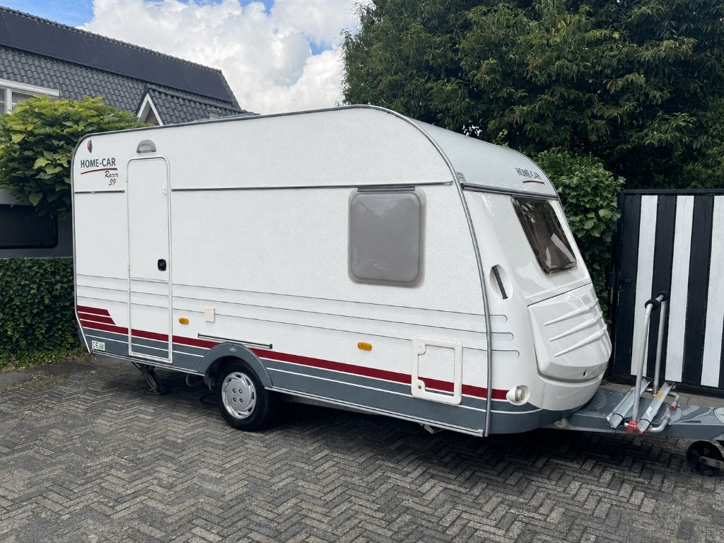 HomeCar Racer 39 in zeer nette staat, met voortent, Caravans en Kamperen, Caravans, Home-car, Frans bed, Treinzit, 750 - 1000 kg