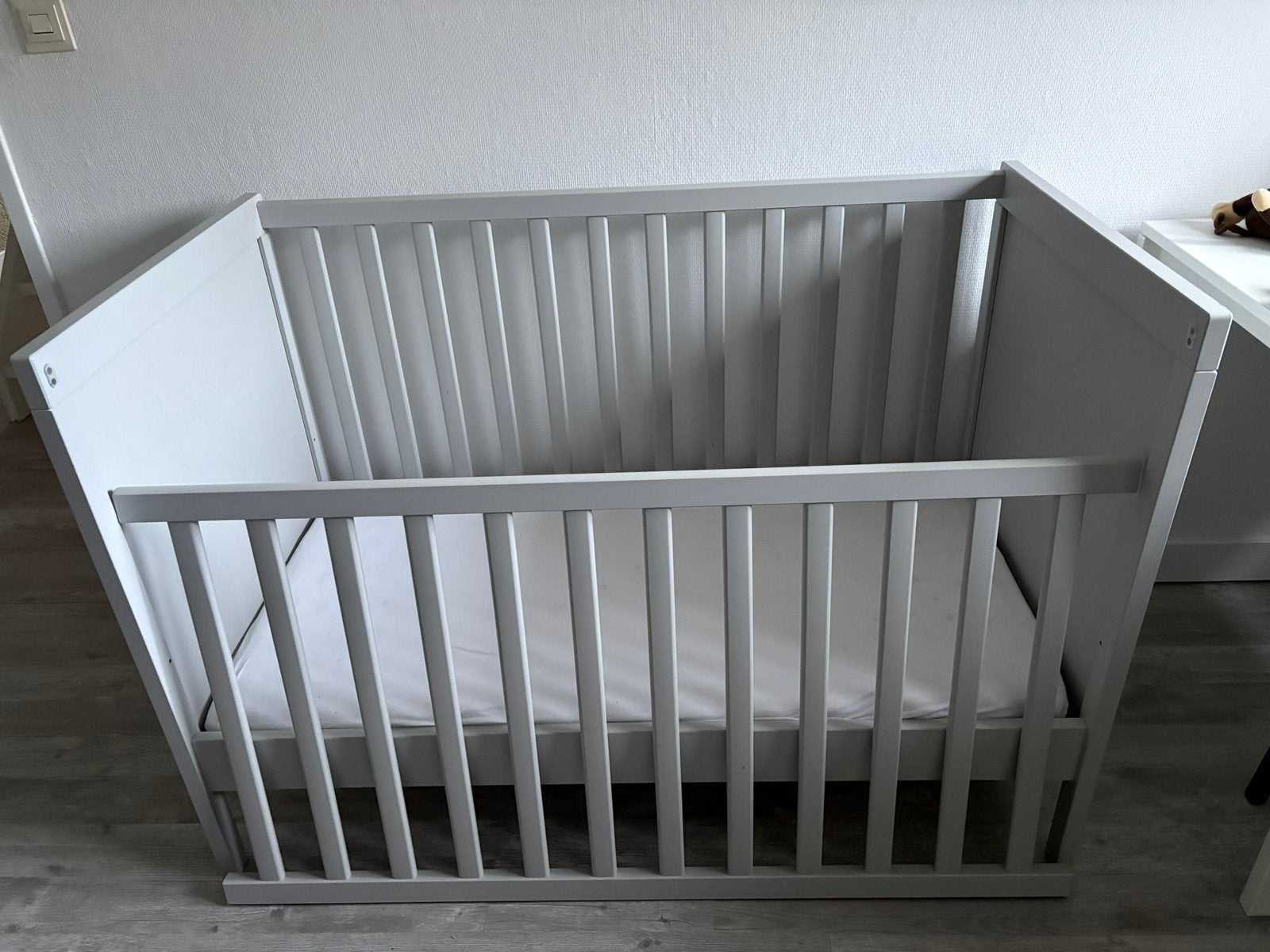 Ledikant sundvik ikea, Ophalen, Zo goed als nieuw, Ledikant