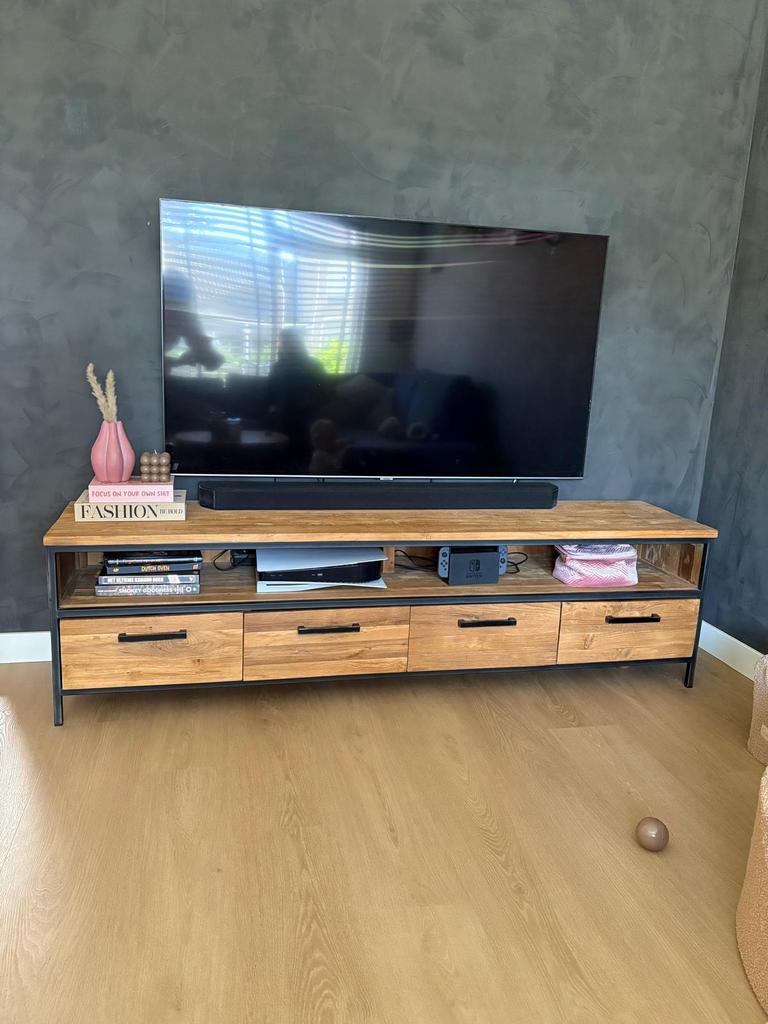 Tv meubel van Pronto wonen, Ophalen, 150 tot 200 cm, Zo goed als nieuw, Minder dan 100 cm