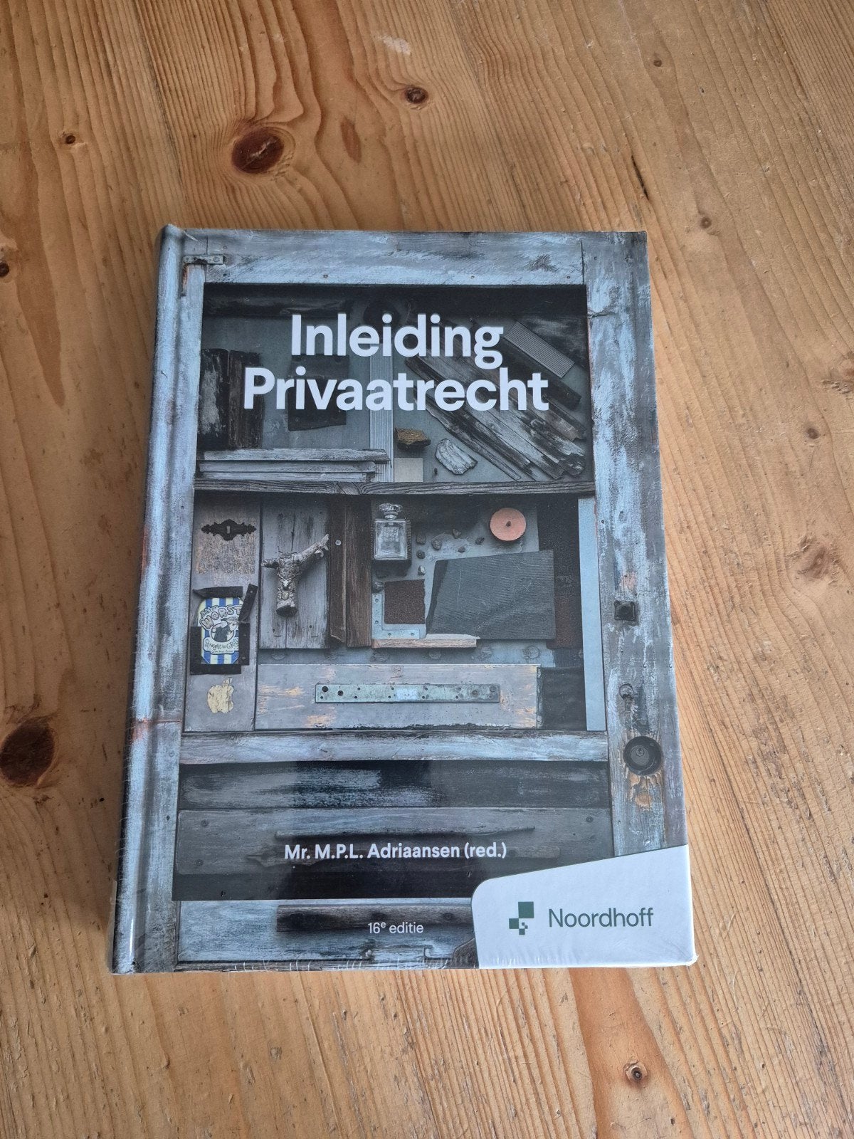 Inleiding Privaatrecht (ed. 16 - 2025 ), Ophalen of Verzenden, Zo goed als nieuw, Mr. M. P. L. Adriaansen