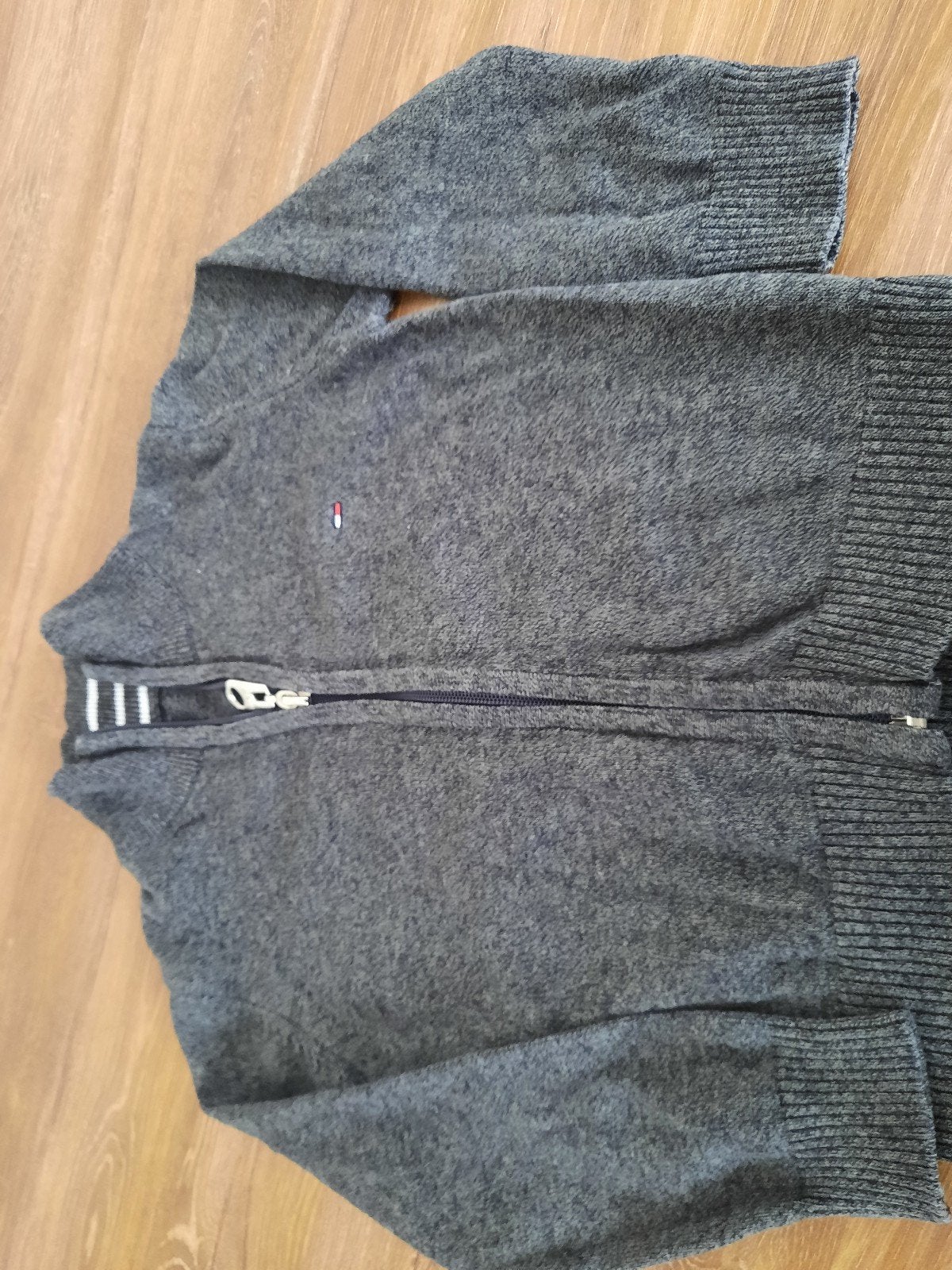 Tommy hilfigger vestje ..zgan ..98-104, Kinderen en Baby's, Kinderkleding | Maat 104, Trui of Vest, Ophalen of Verzenden, Jongen
