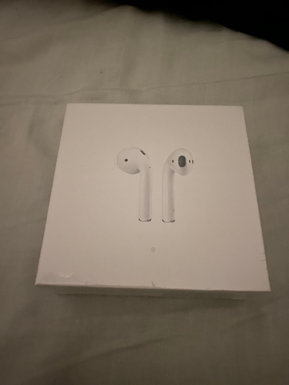 Apple AirPods met draadloze oplaadcase, Ophalen, Nieuw