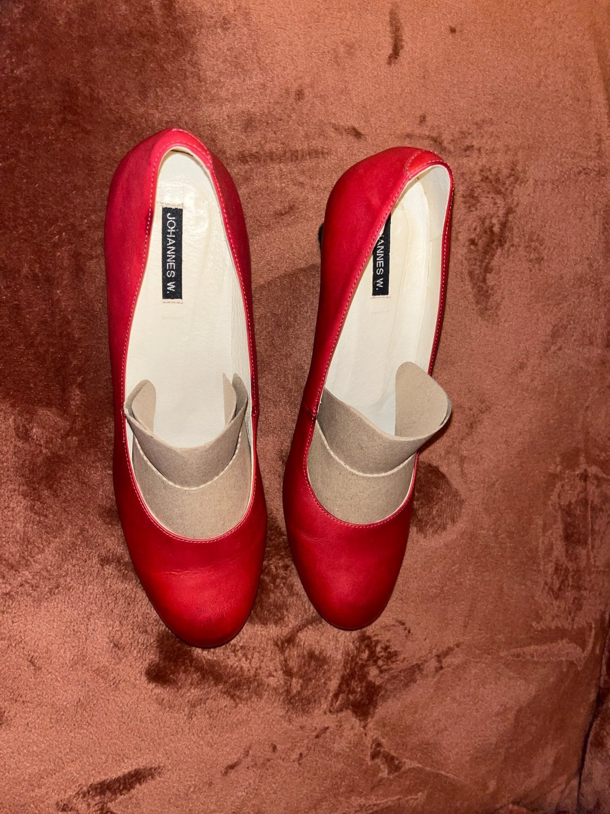 Prachtige rode leren pumps Johannes W. - Maat 42 twv €249,99, Pumps, Ophalen of Verzenden, Zo goed als nieuw, Rood