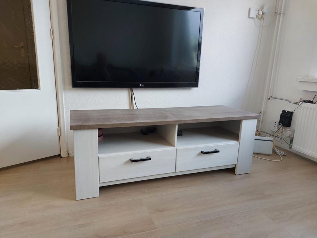 Tv meubel landelijk, Huis en Inrichting, Ophalen