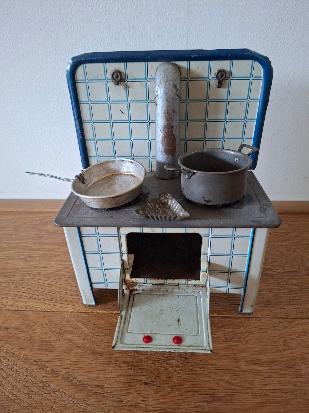 Antiek MFZ Speelgoedfornuisje met Pannenset, Ophalen of Verzenden, Gebruikt