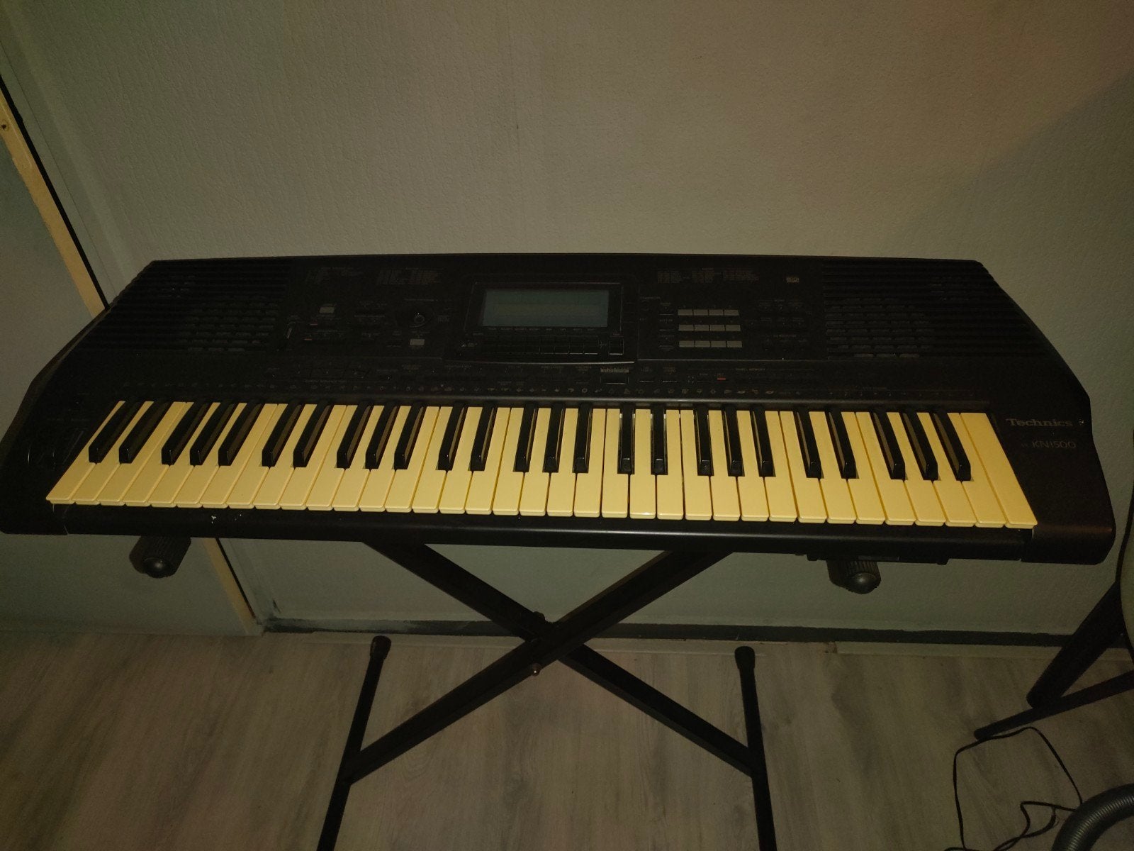 Technics KN1500 keyboard inclusief standaard, Ophalen, Gebruikt, 61 toetsen, Technics
