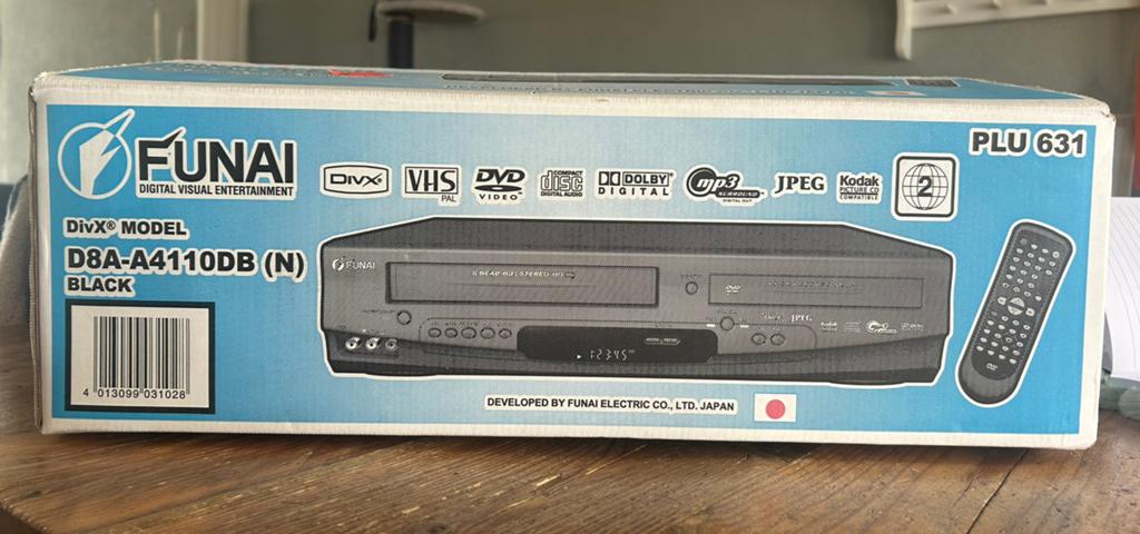Funai dvd/cd & video cassette recorder VHS Nieuw in doos!, Audio, Tv en Foto, Videospelers, Ophalen of Verzenden, Nieuw, VHS-speler of -recorder